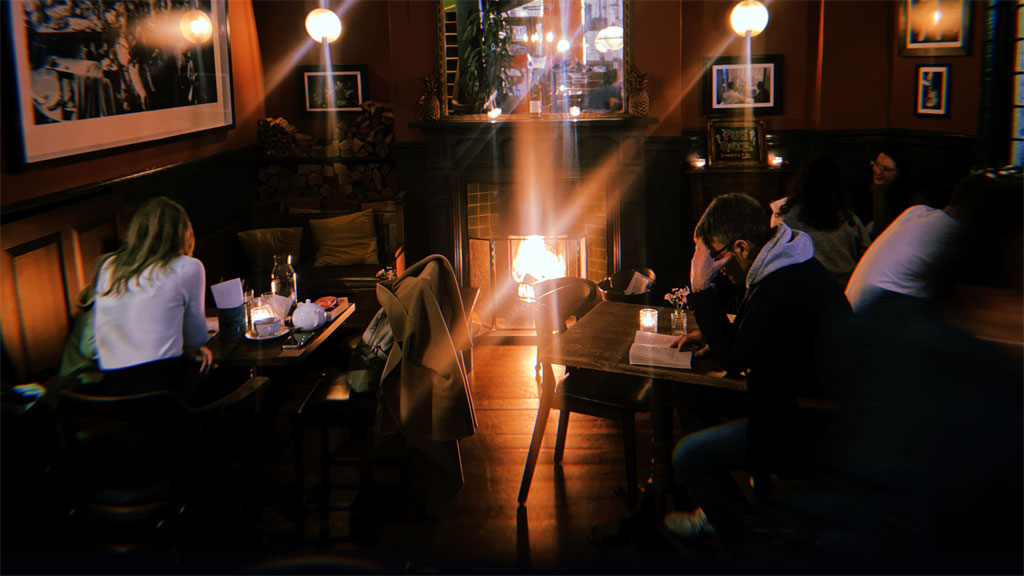 Cozy Fireplace at the Grafton